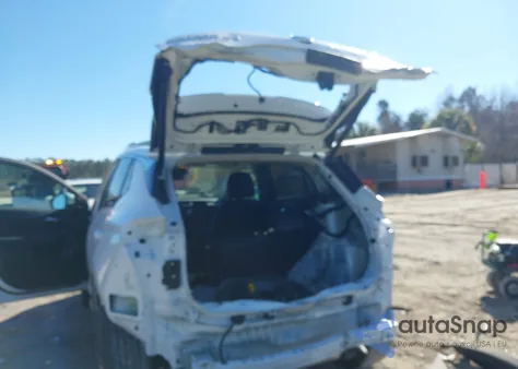 2022 Buick Encore Gx Fwd Select из США, поврежденный, VIN KL4MMDS23NB094375